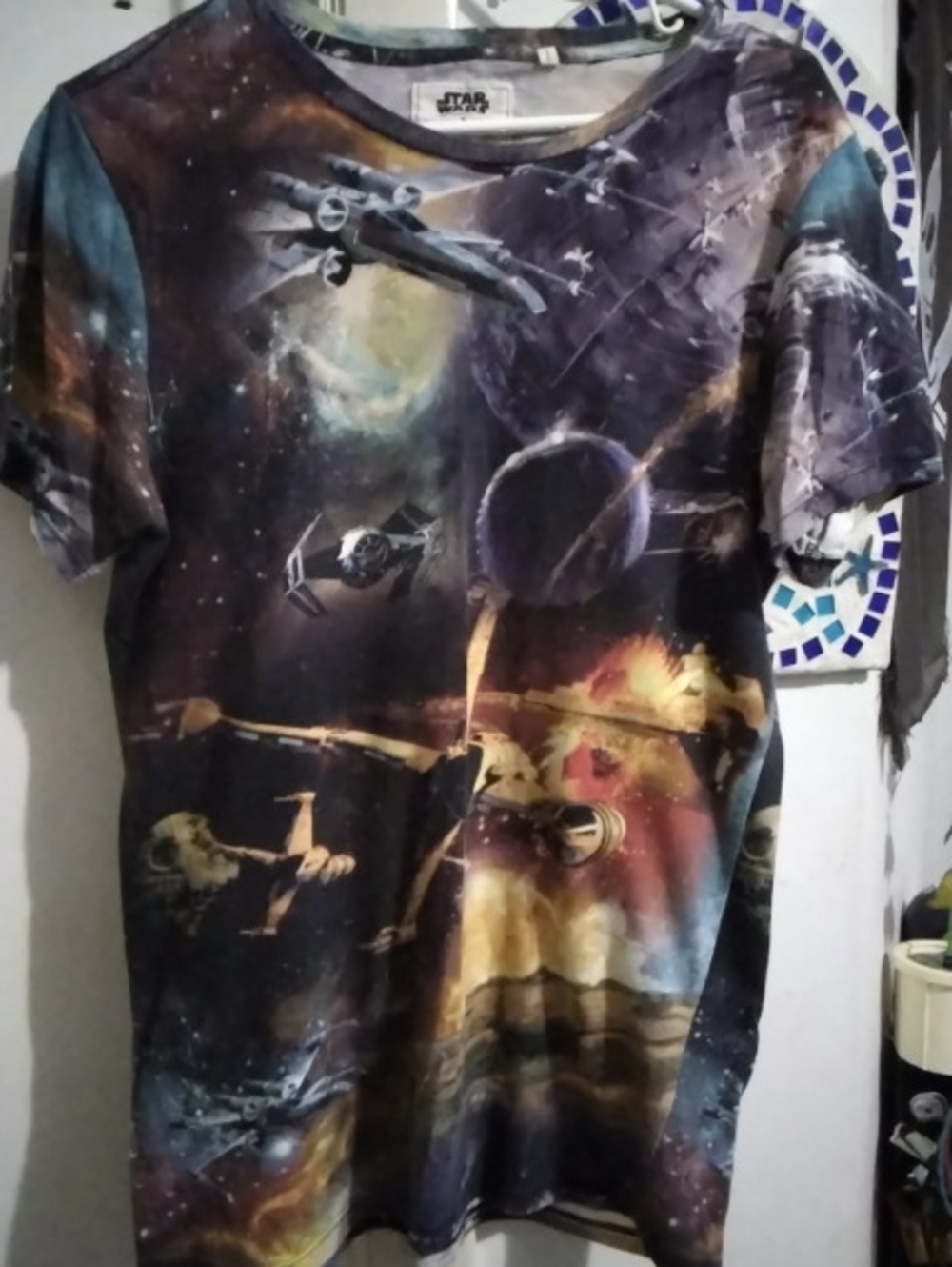 Star Wars Men’s Space Battle Graphic Tee in Black, Blue, Purple & Gold Sz S